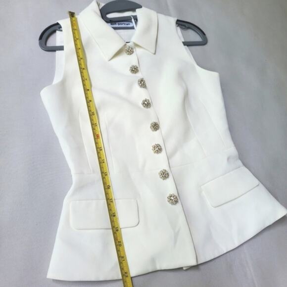 NWT$640 Self-Portrait White Buttoned Crepe Sleeveless Blazer Top Sz 4 - Picture 8 of 13